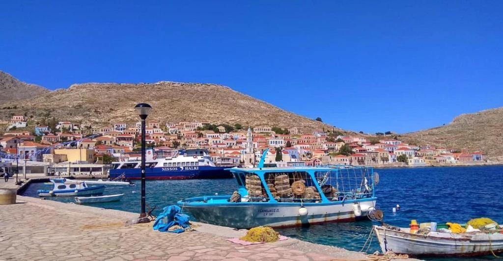 Marina Castellana Studios II Chalki Town Zewnętrze zdjęcie