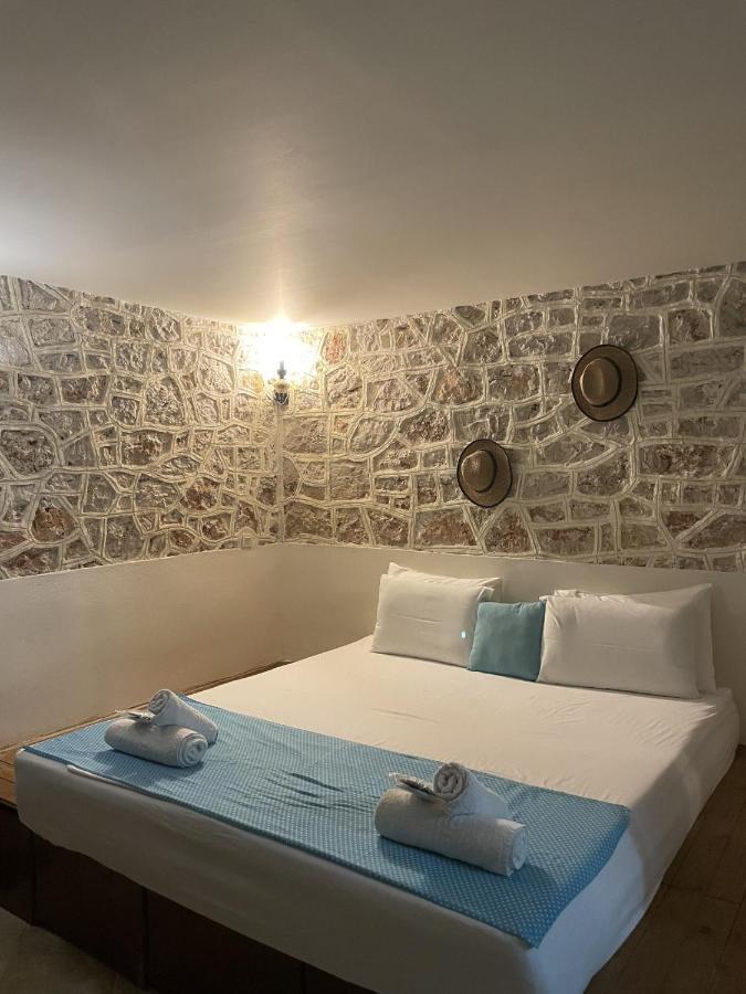 Marina Castellana Studios II Chalki Town Zewnętrze zdjęcie